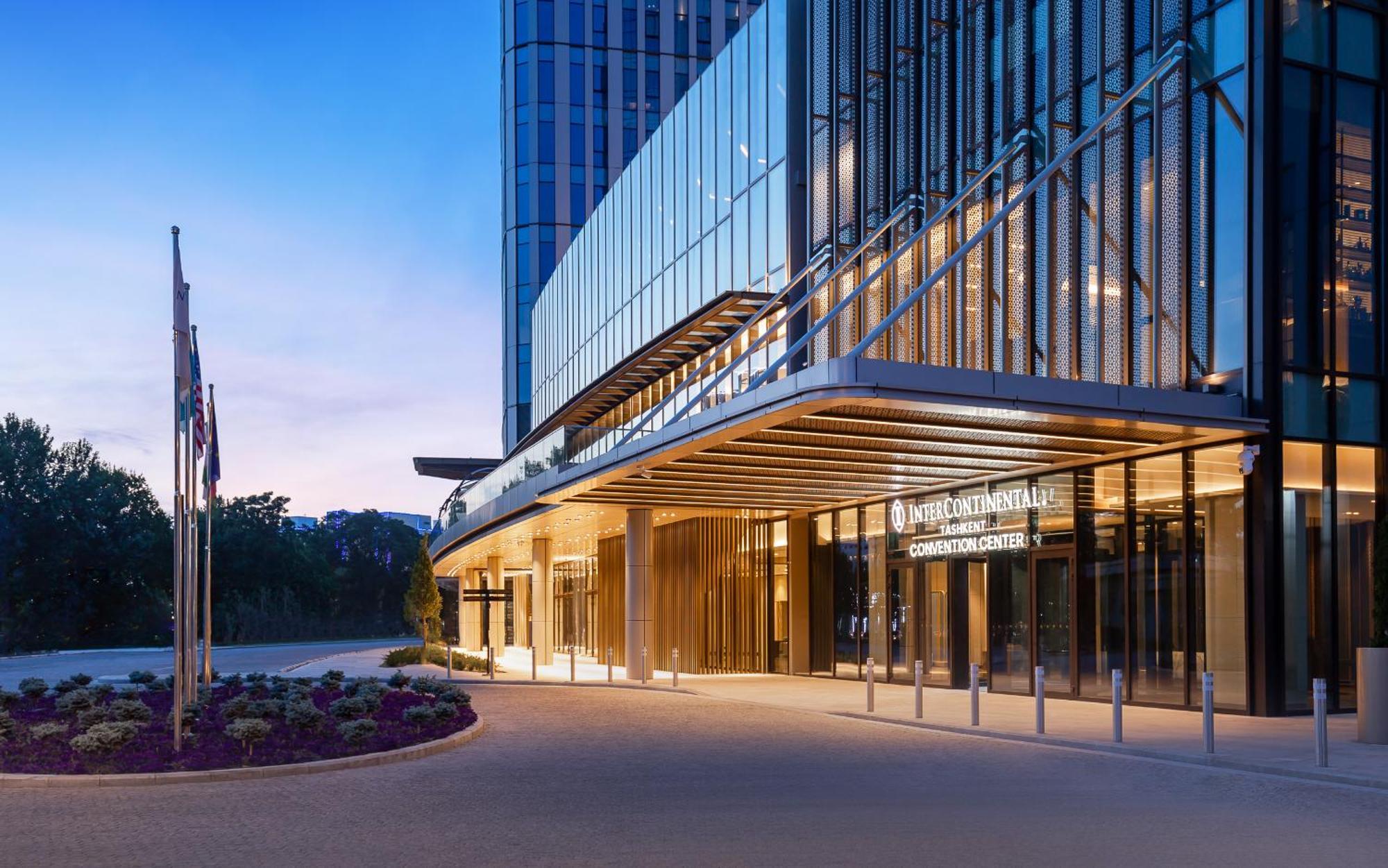 Hotel Intercontinental Tashkent By Ihg Exterior foto